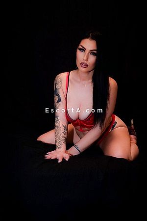 Maya Hot Naturale Photo #3