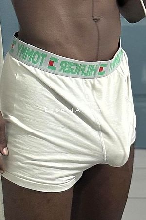 Yann - Roma Boy Escorts