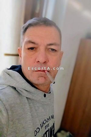 Morris Righi - Uomo cerca donna Crema