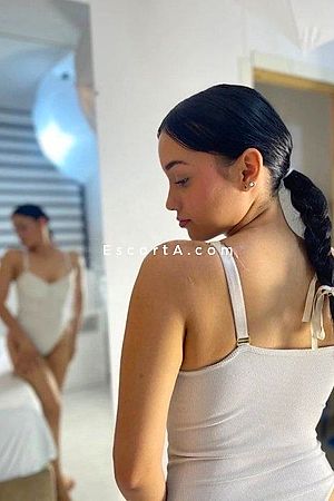 Manuela - Bari Escorts