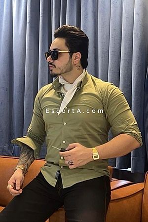 Desi Jatt - Uomo cerca donna Cerveteri