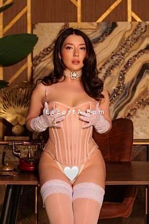 Luna - Roma Escorts