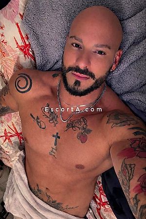 Alessio - Afragola Boy Escorts