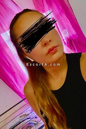 Clau - Roma Escorts