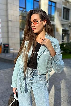Helen - Ancona Escorts