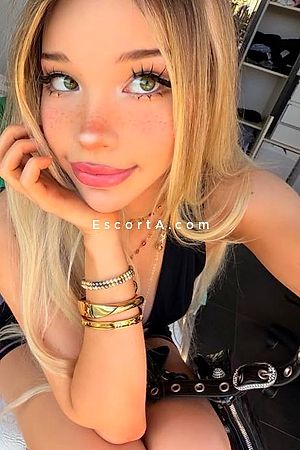 Mona - Escort Parma