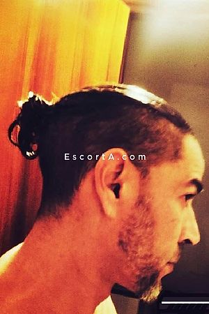 Spada - Uomo cerca donna Ancona