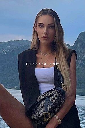 Elsa - Porto Cervo Escorts