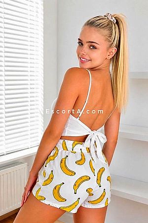 NOEMI - Escort Roma
