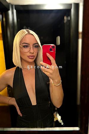 Victoria Foto #3