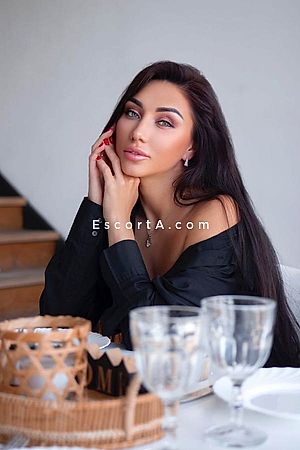 Alsy - Escort Como