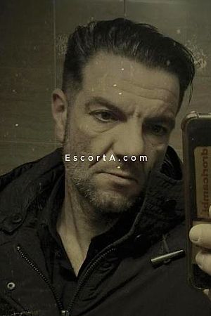 Dom - Uomo cerca donna Milano