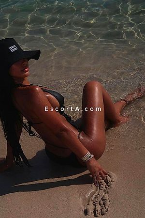 Isabella Ferraz Photo #2