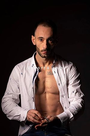 Vale - Roma Boy Escorts