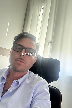 Pacci0 Photo #3