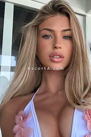Sweet Candy - Olbia Escorts