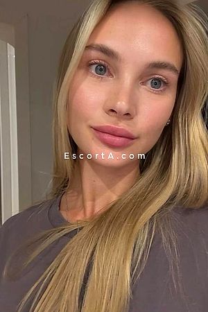 Leticia - Firenze Escorts