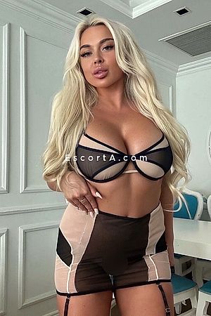 Laura - Escort Treviso