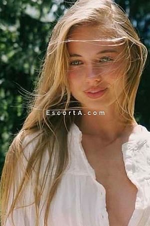 Tasya - Pisa Escorts