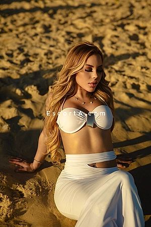 Bela Sampaio Photo #2