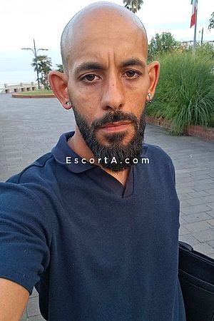 Lucio - Torino Boy Escorts