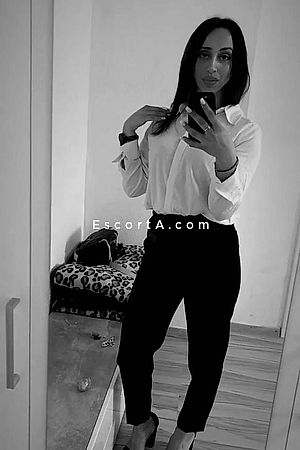 Izabellaa Photo #3