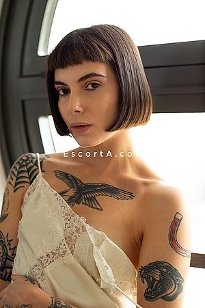 Darina Photo #3