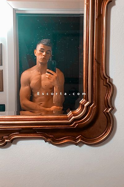 Mattia - Trento Boy Escorts #3
