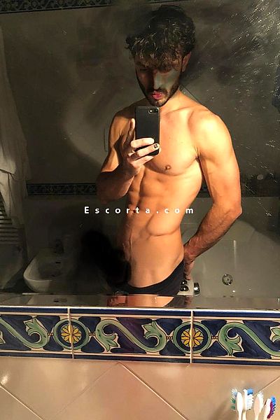 Tommaso - Uomo cerca donna Lucca #2