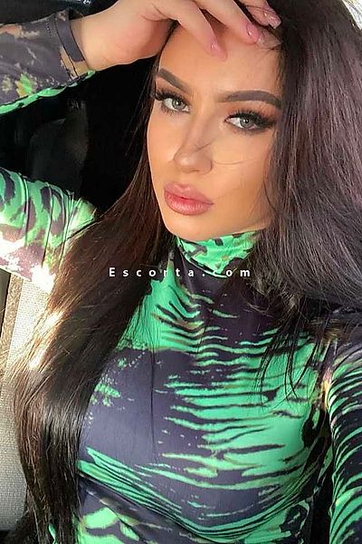 Zina - Bari Escorts #6