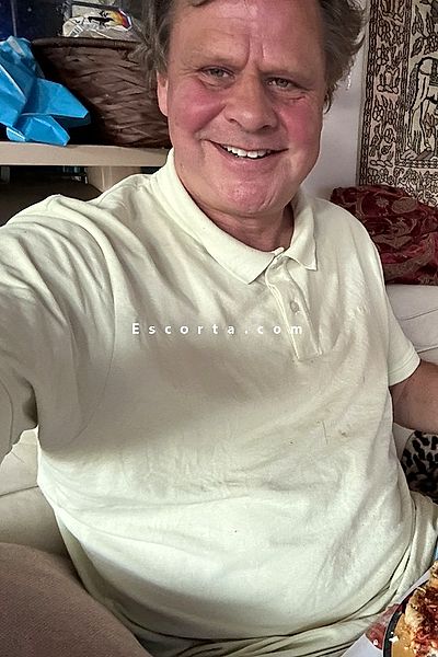 Andreas - Uomo cerca donna Roma #3