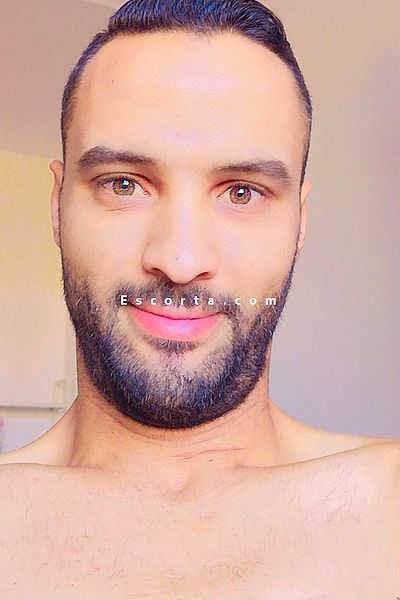 Naeimo - Uomo cerca donna Milano #2