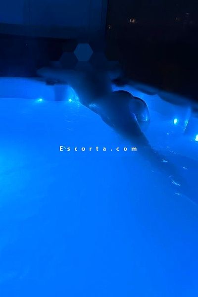 Giulia 🇭🇺✨ - Escort Aosta #3