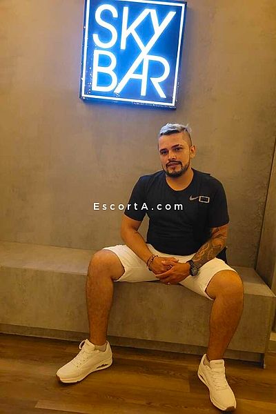 Bastianlatino - Uomo cerca donna Trento #2