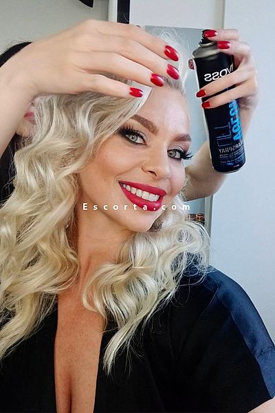 Shakira PornStar - Escort Roma #8