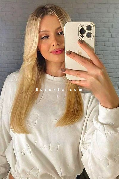 Nora - Milano Escorts #5