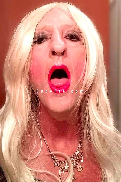 Sonya Harlot - Fano Trans Escorts #2