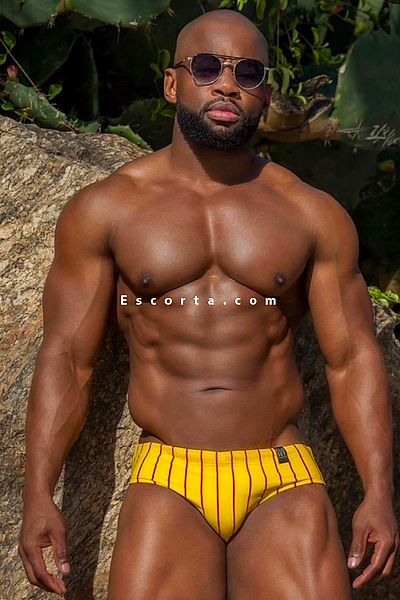 Antoni - Milano Boy Escorts #2
