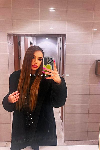 Julia - Milano Escorts #6