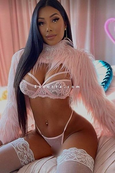 Vittoria - Taranto Escorts #7