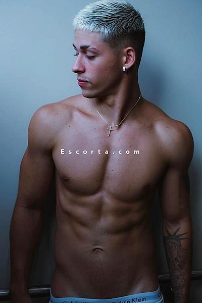 TONY ATLETA 21CM - Como Boy Escorts #17