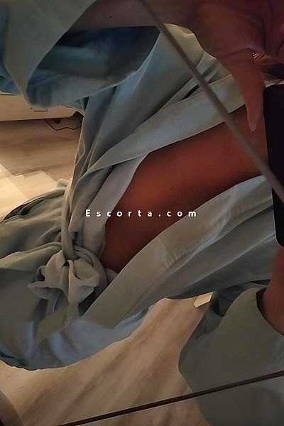 Elena Massaggi - San Marino Escorts #6