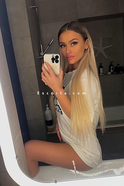 Milena - Bergamo Escorts #3