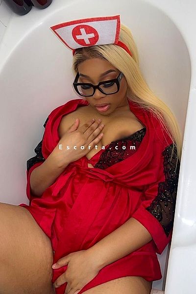 NAOMI LUX - Milano Escorts #2