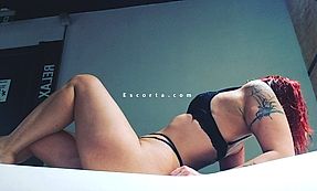 Donna cerca uomo escort Eva Hot Milf a Torino - EscortA